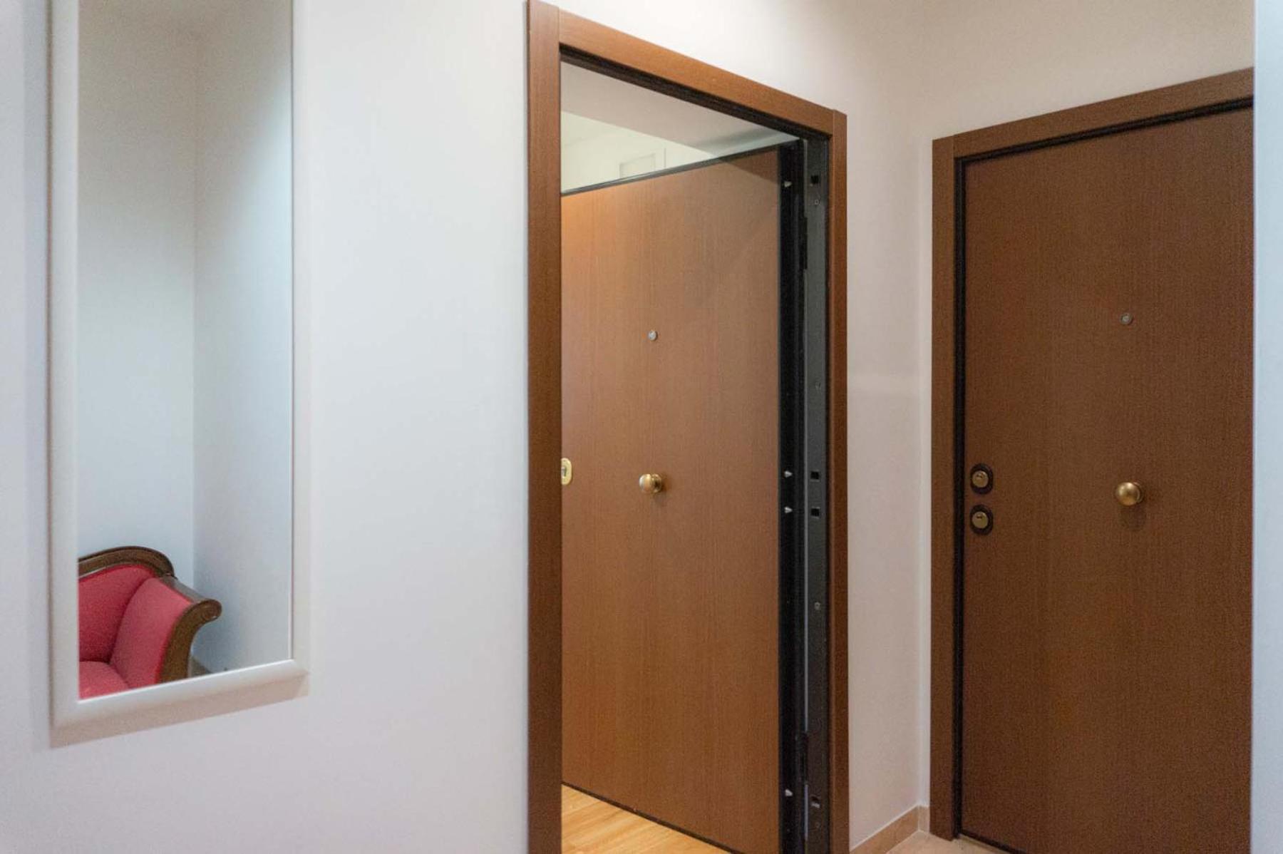 Colosseum Cosy Apartment Close To Metro Roma Ngoại thất bức ảnh
