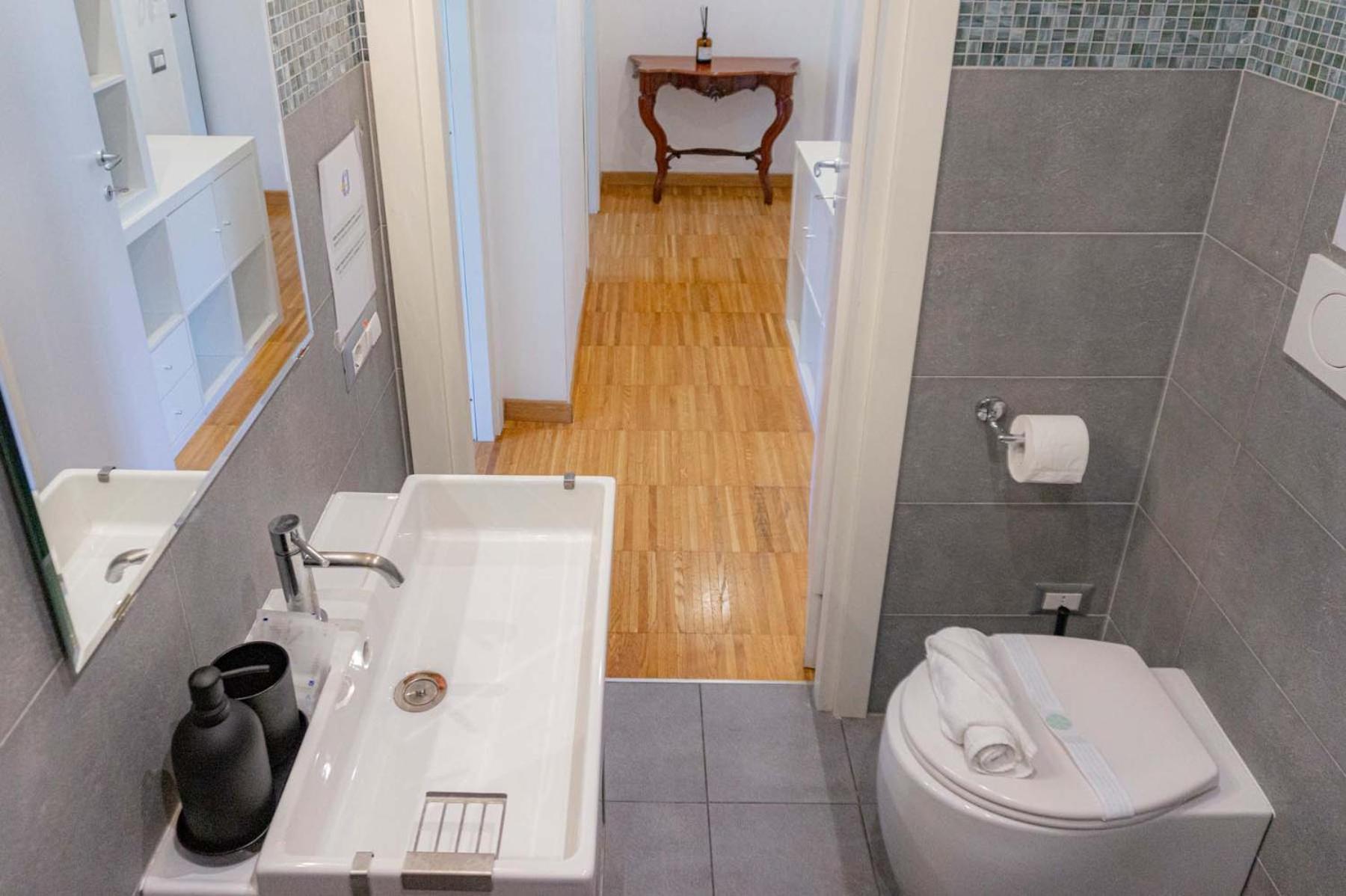 Colosseum Cosy Apartment Close To Metro Roma Ngoại thất bức ảnh